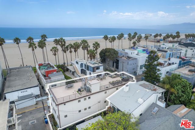 10 26th Avenue, Los Angeles, CA 90291