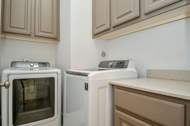 818 Yale Street A, Houston, TX 77007