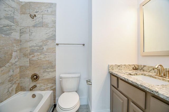 818 Yale Street A, Houston, TX 77007