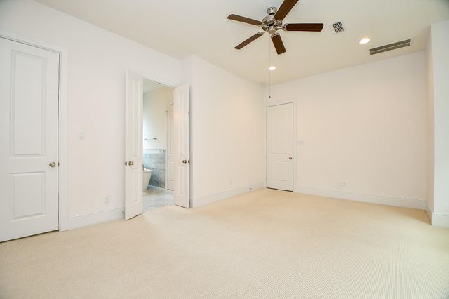 818 Yale Street A, Houston, TX 77007