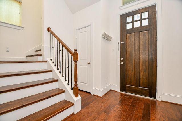 818 Yale Street A, Houston, TX 77007