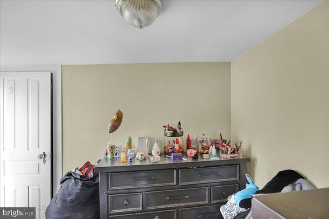 17 E SUMMIT ST, Mohnton, PA 19540