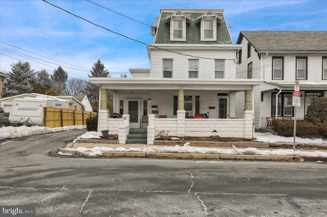 17 E SUMMIT ST, Mohnton, PA 19540