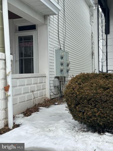 17 E SUMMIT ST, Mohnton, PA 19540