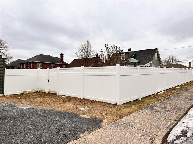 1035 3rd Street, Whitehall Twp, PA 18052