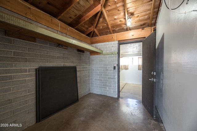 8520 E ROMA Avenue, Scottsdale, AZ 85251