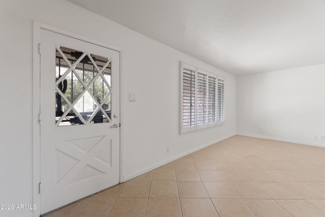 8520 E ROMA Avenue, Scottsdale, AZ 85251