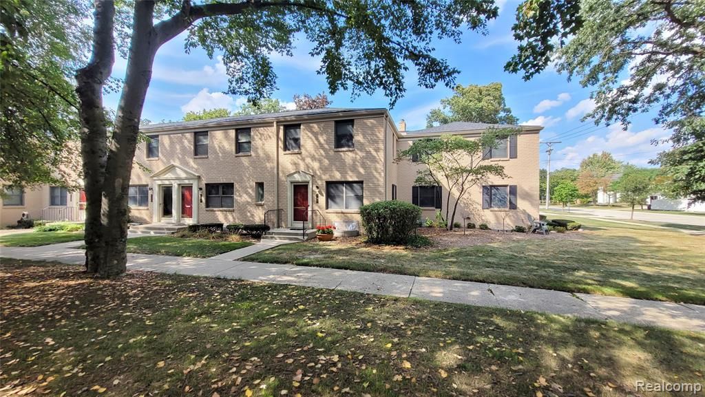 741 N Eton Street, Birmingham, MI 48009