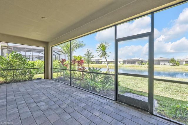 2127 Hamlin ST, Naples, FL 34120