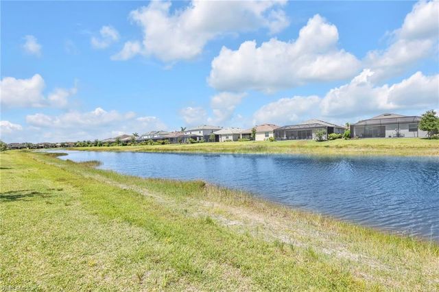 2127 Hamlin ST, Naples, FL 34120