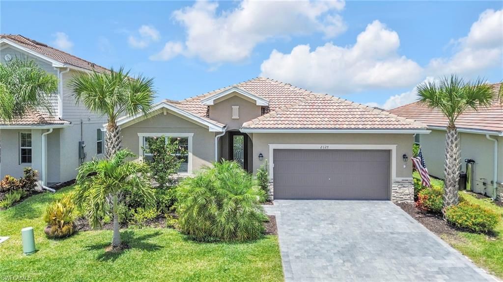 2127 Hamlin ST, Naples, FL 34120