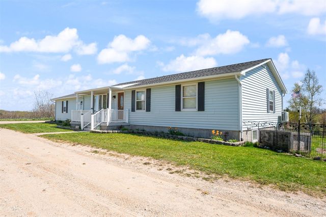 14335 21 Mile Road, Big Rapids, MI 49307