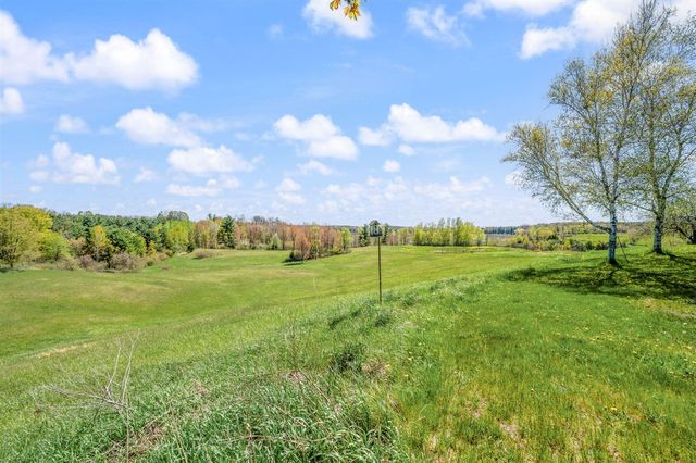 14335 21 Mile Road, Big Rapids, MI 49307