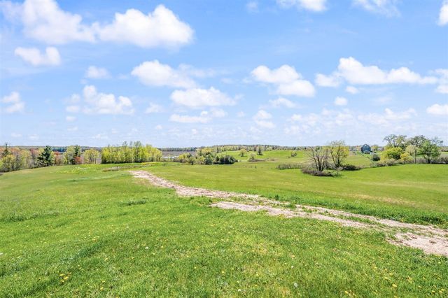 14335 21 Mile Road, Big Rapids, MI 49307