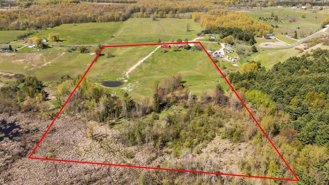 14335 21 Mile Road, Big Rapids, MI 49307