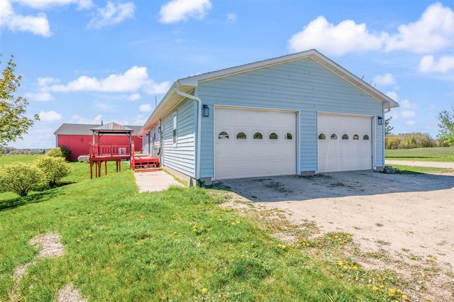 14335 21 Mile Road, Big Rapids, MI 49307