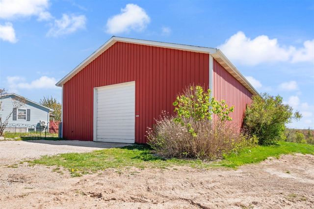 14335 21 Mile Road, Big Rapids, MI 49307