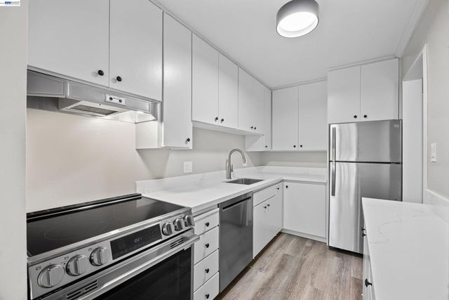 847 N Humboldt St 210, San Mateo, CA 94401