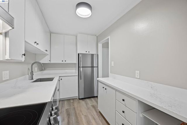 847 N Humboldt St 210, San Mateo, CA 94401