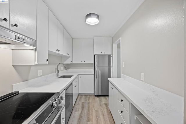 847 N Humboldt St 210, San Mateo, CA 94401