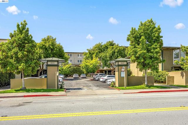 847 N Humboldt St 210, San Mateo, CA 94401