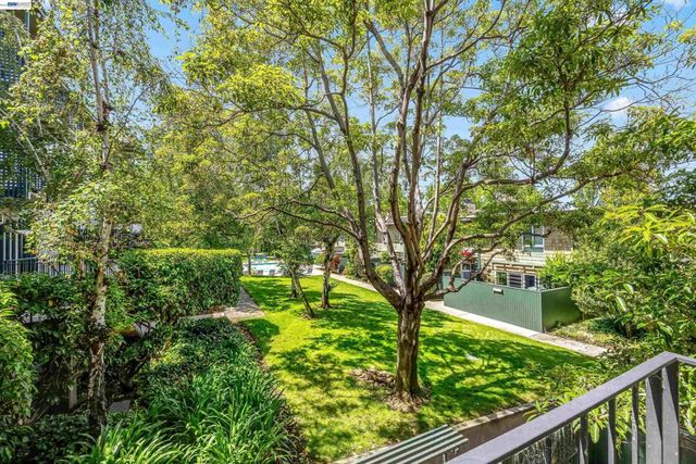 847 N Humboldt St 210, San Mateo, CA 94401