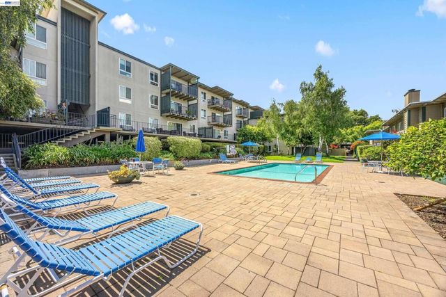 847 N Humboldt St 210, San Mateo, CA 94401