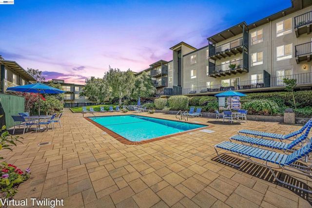 847 N Humboldt St 210, San Mateo, CA 94401