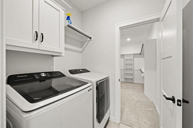 2614 SW Farm Field Road, Lee's Summit, MO 64082