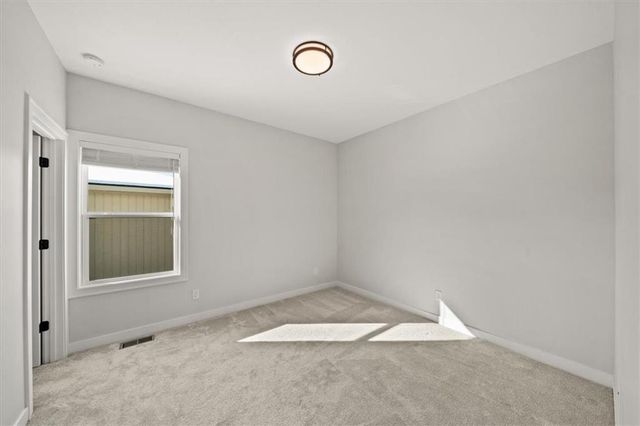 2614 SW Farm Field Road, Lee's Summit, MO 64082