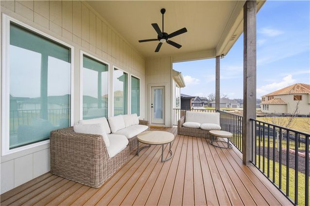 2614 SW Farm Field Road, Lee's Summit, MO 64082