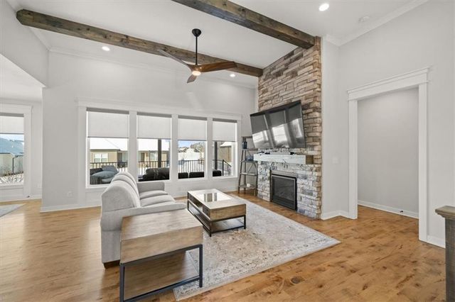 2614 SW Farm Field Road, Lee's Summit, MO 64082