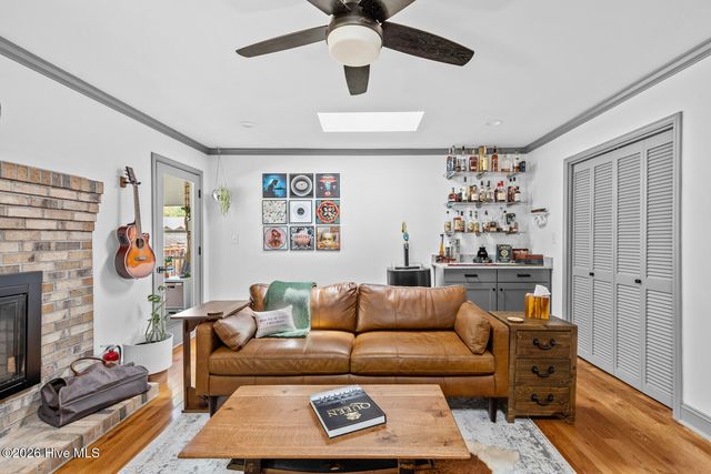 100 Deerfield Road, Jacksonville, NC 28540