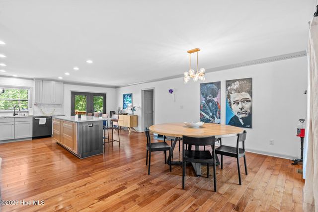 100 Deerfield Road, Jacksonville, NC 28540