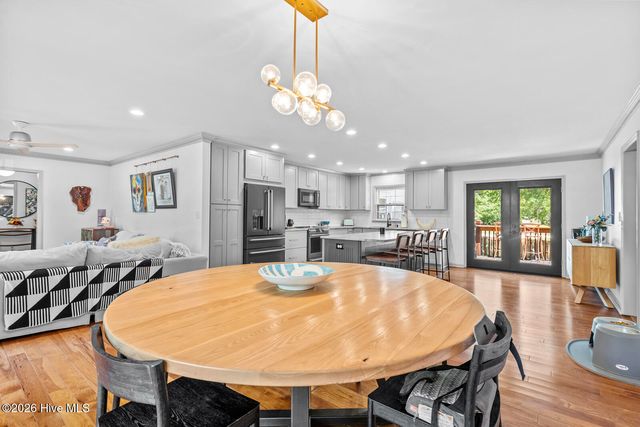 100 Deerfield Road, Jacksonville, NC 28540