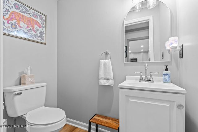 100 Deerfield Road, Jacksonville, NC 28540