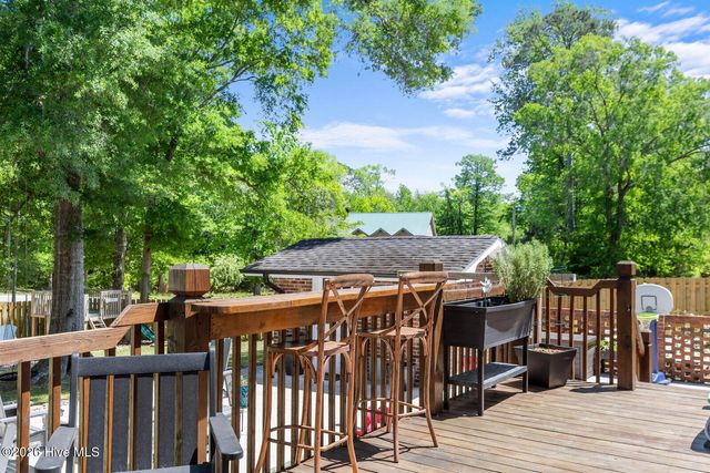 100 Deerfield Road, Jacksonville, NC 28540