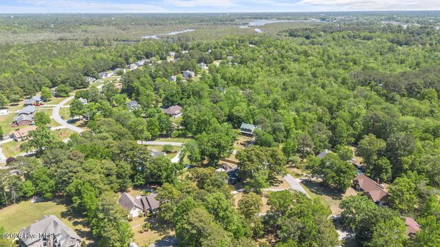 100 Deerfield Road, Jacksonville, NC 28540