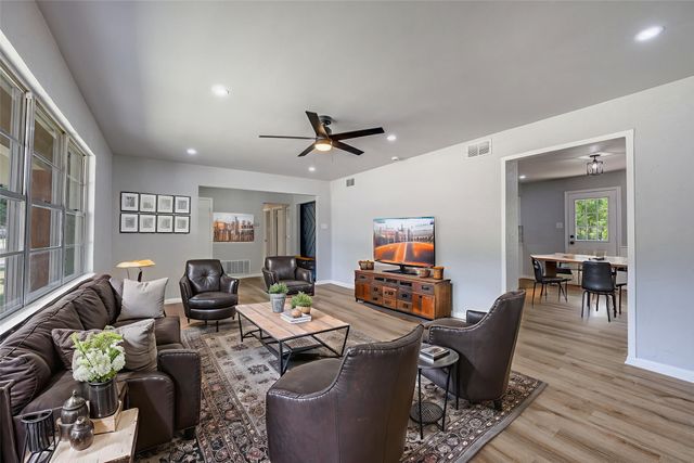 416 W Lamberth Road, Sherman, TX 75092