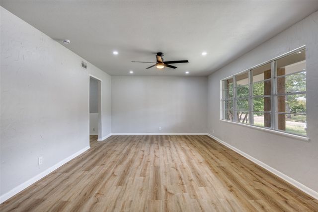 416 W Lamberth Road, Sherman, TX 75092