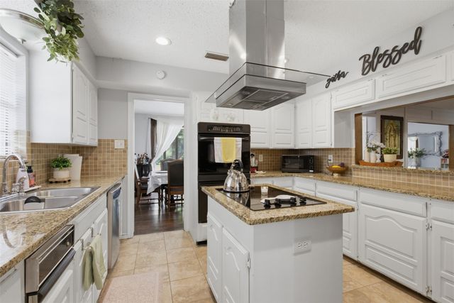 1933 Potter Lane, Mesquite, TX 75149