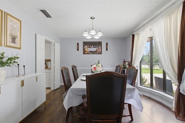 1933 Potter Lane, Mesquite, TX 75149