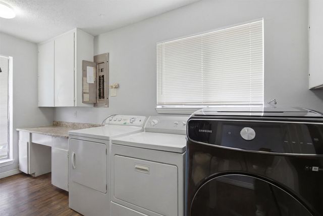 1933 Potter Lane, Mesquite, TX 75149
