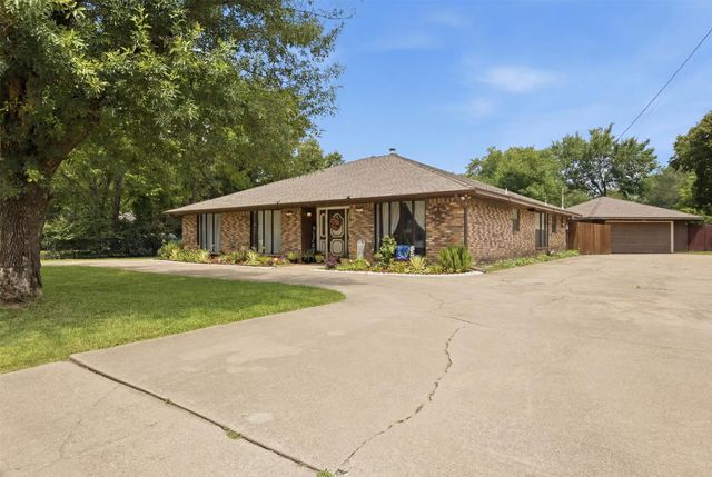 1933 Potter Lane, Mesquite, TX 75149