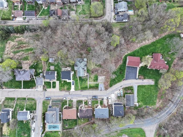 1229 McCabe Ave., Coraopolis, PA 15108