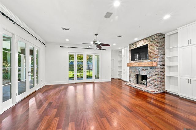 2101 Sassy Ln, Baton Rouge, LA 70808