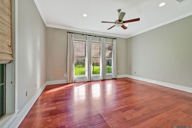 2101 Sassy Ln, Baton Rouge, LA 70808
