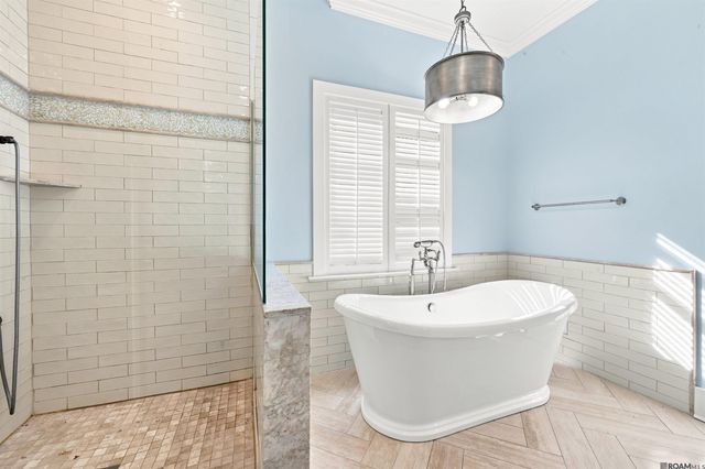 2101 Sassy Ln, Baton Rouge, LA 70808