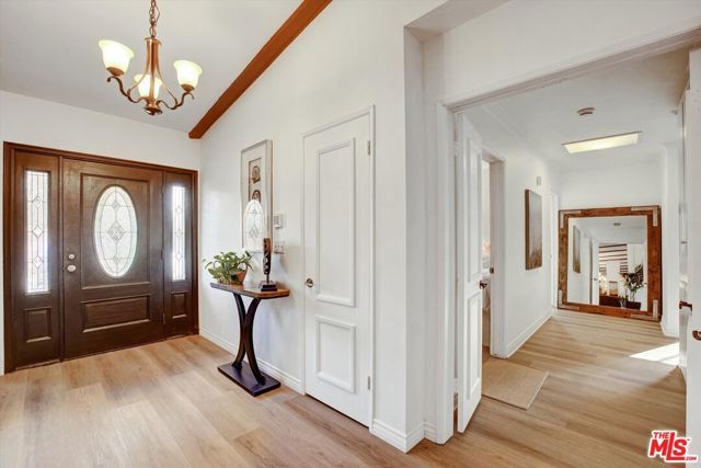 10467 Oakdale Avenue, Chatsworth (los Angeles), CA 91311