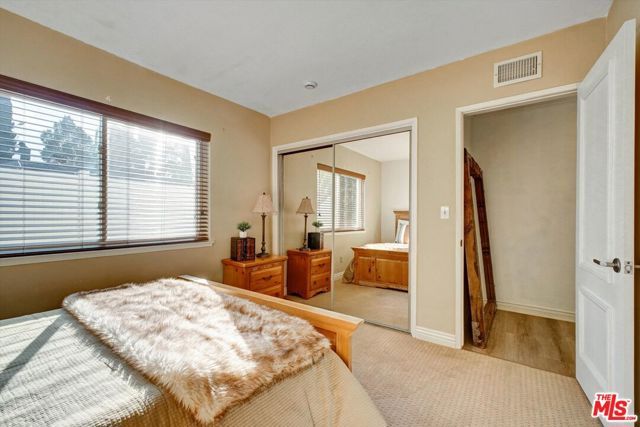 10467 Oakdale Avenue, Chatsworth (los Angeles), CA 91311